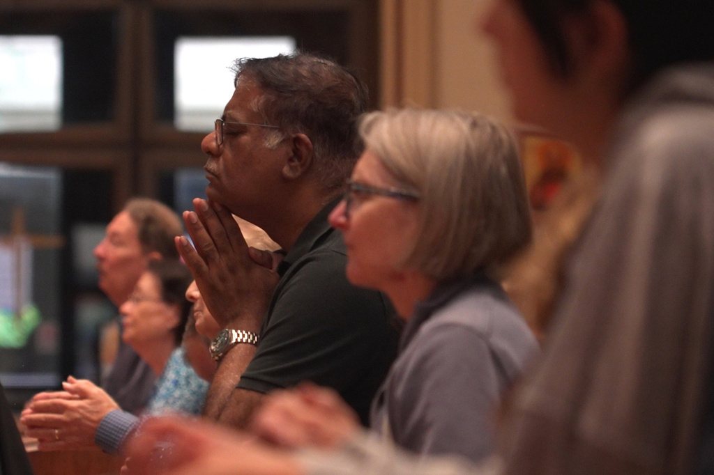 Chicago Catholics Gather at Holy Name Cathedral to Pray for Pope Leo XIV After Lung Cancer Diagnosis