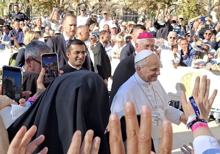 Papst Leo XIV. in Frankreich: 600.000 Gläubige in Paris erwartet