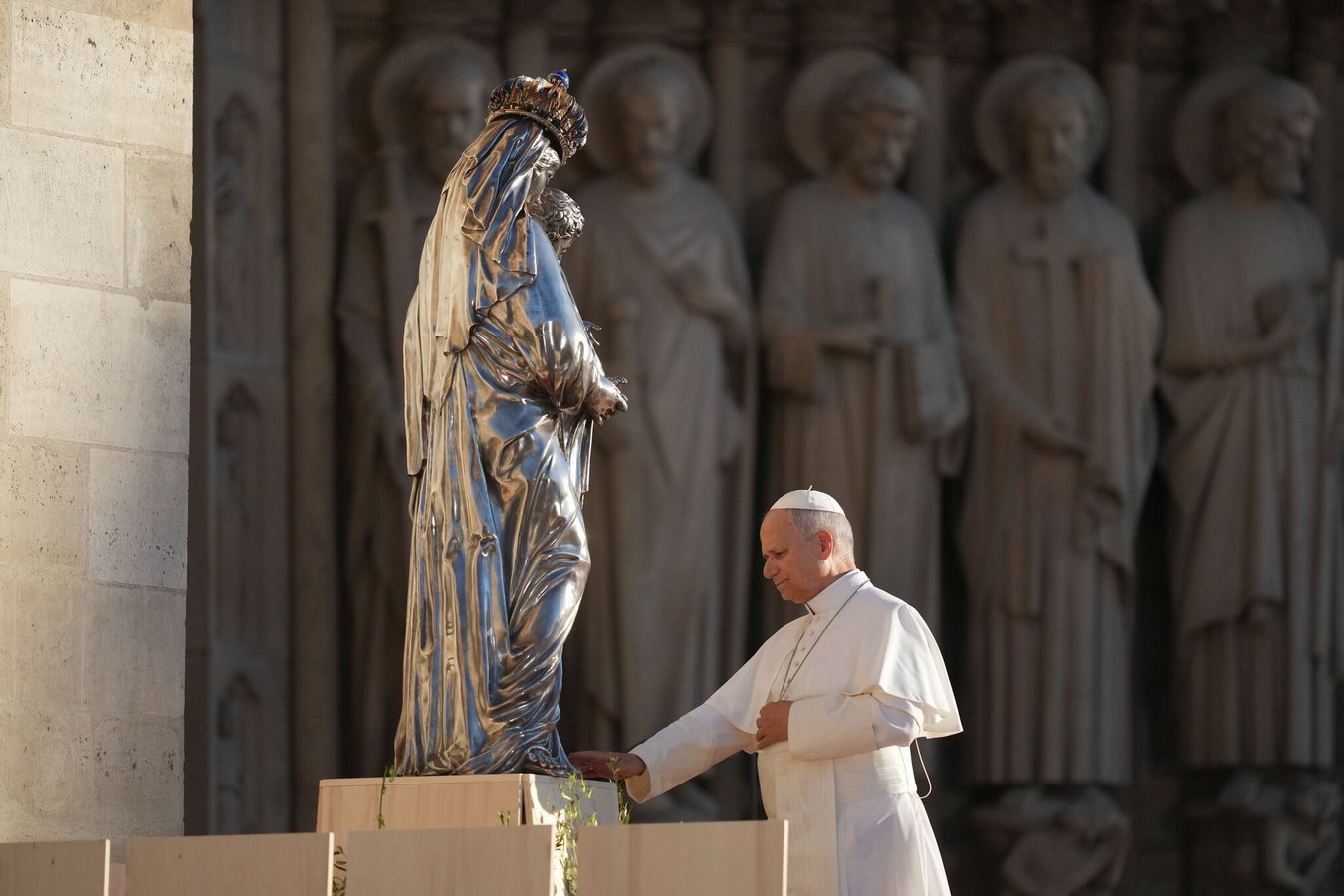 Papst Leo XIV. ruft bei Vesper in Notre-Dame zur Einheit der Kirche auf
