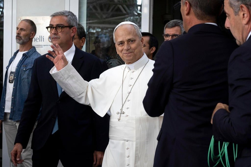 Pope Leo XIV Leaves Rome Hospital After Lung Surgery