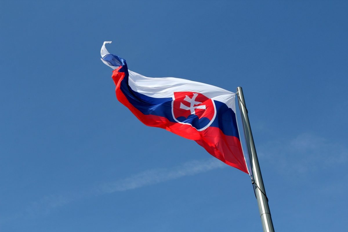 Slovakia and Russia Restore Military-Diplomatic Ties as Opposition Warns of Spying Risk