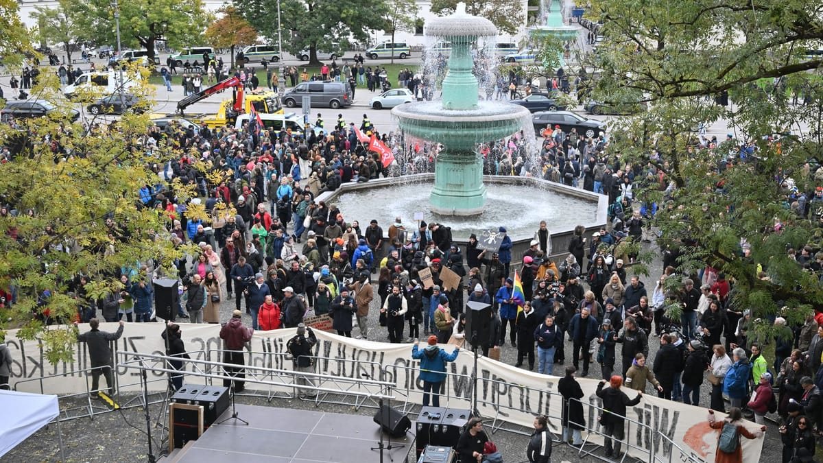 Youth Rally in More Than 30 German Cities Against Austerity