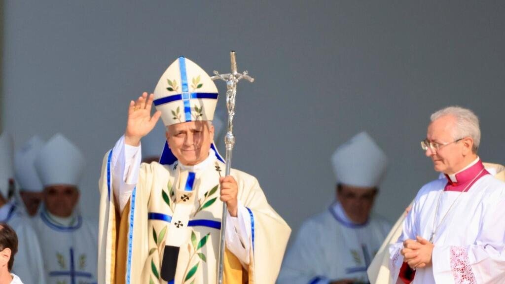 Papst Leo XIV. feiert Riesengottesdienst in Paris und betet in Lourdes