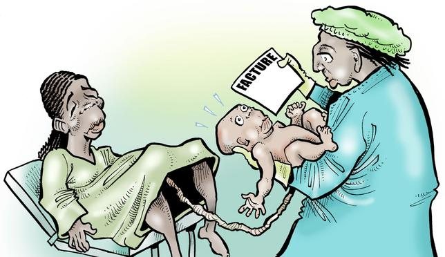 Nigeria: le système de santé défaillant pousse les femmes vers l’accouchement traditionnel