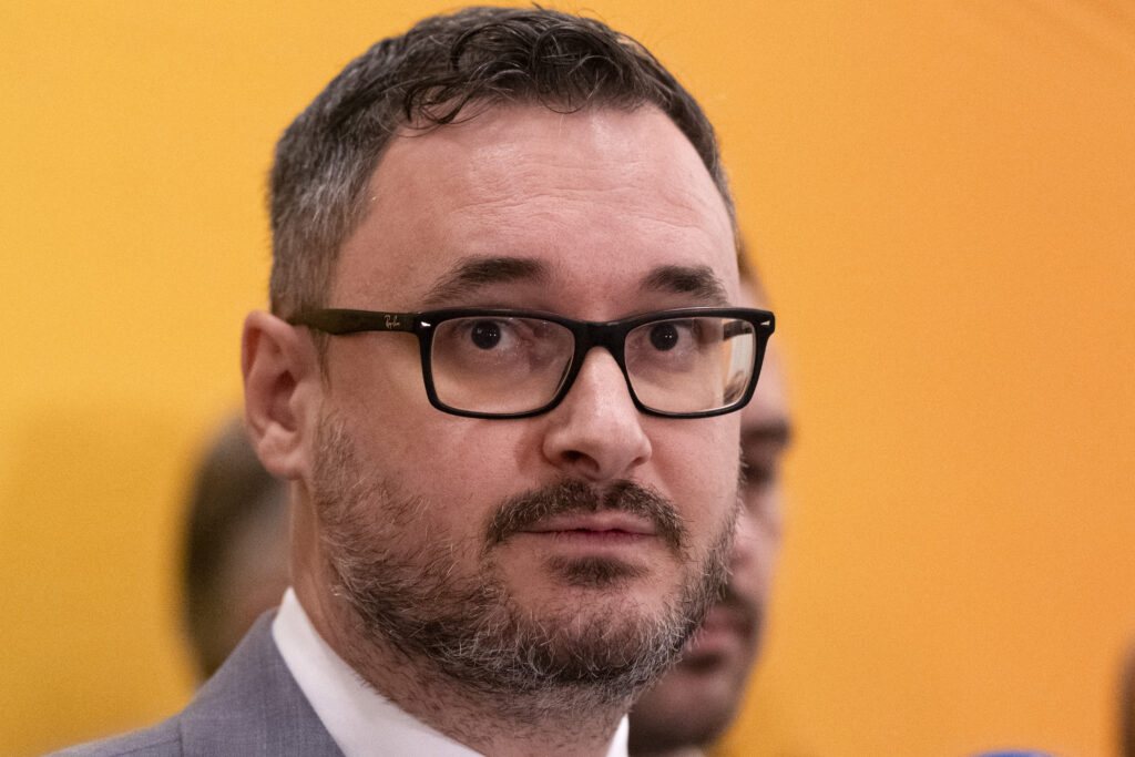 Romanian AUR MP Dan Tanasă sent to trial over message against delivery workers from Asia and Africa