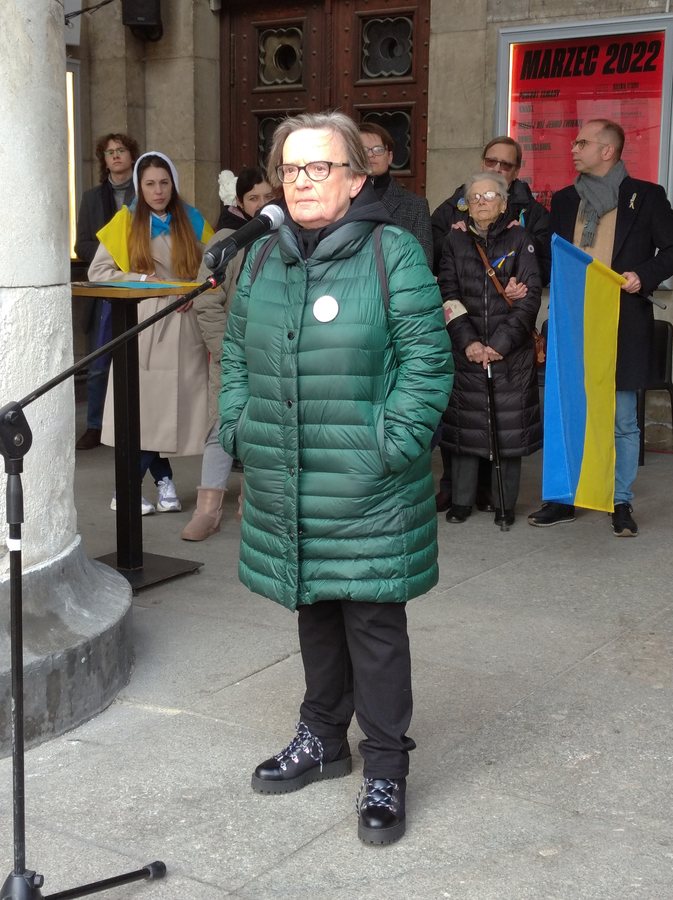 Polish rallies turn solidarity with Ukrainians into a question of civic values
