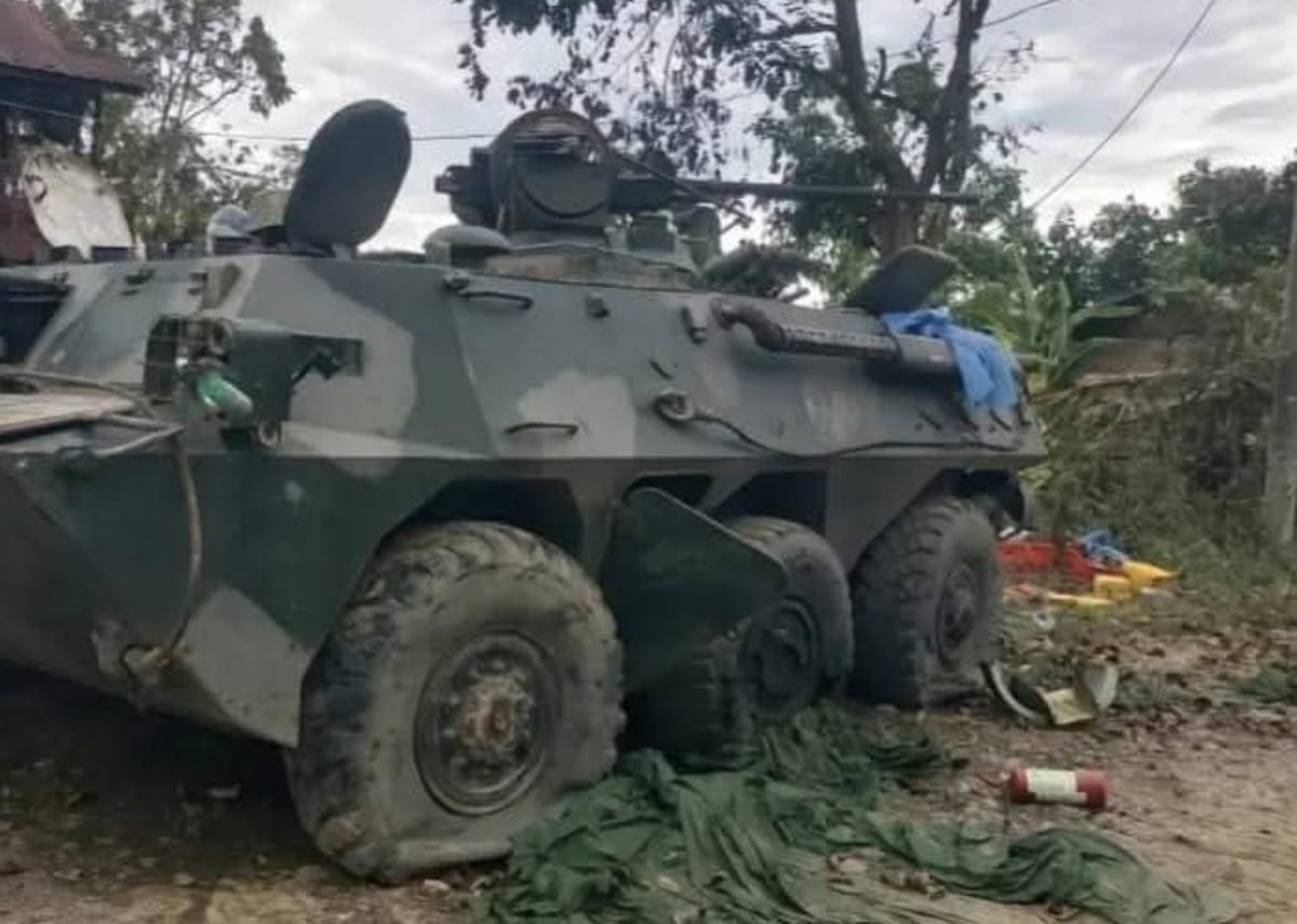 Myanmar-Rebellen zerstören chinesische Panzerfahrzeuge mit FPV-Drohnen
