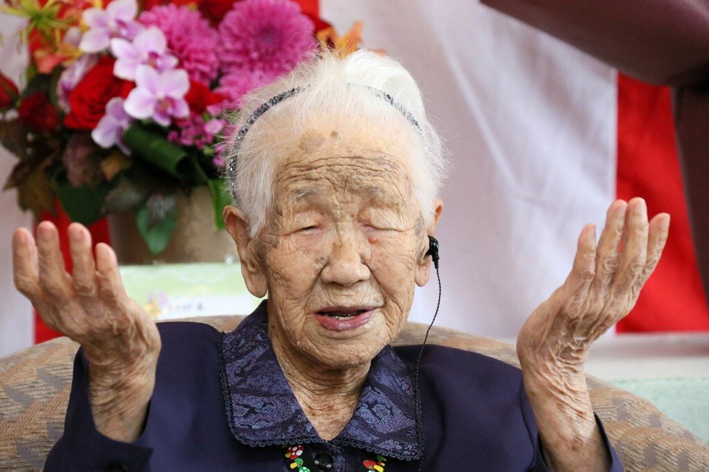Japan Surpasses 100,000 Centenarians for the First Time